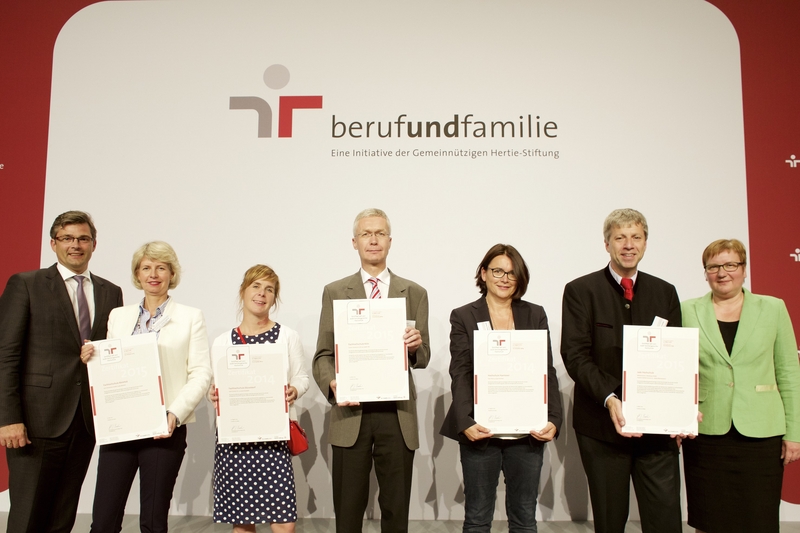 Zertifikatsverleihung audit berufundfamilie 29.6.2015 Berlin