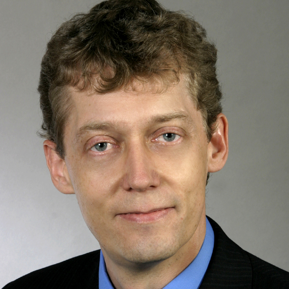 Porträt von Prof. Dr.-Ing. Rolf Naumann